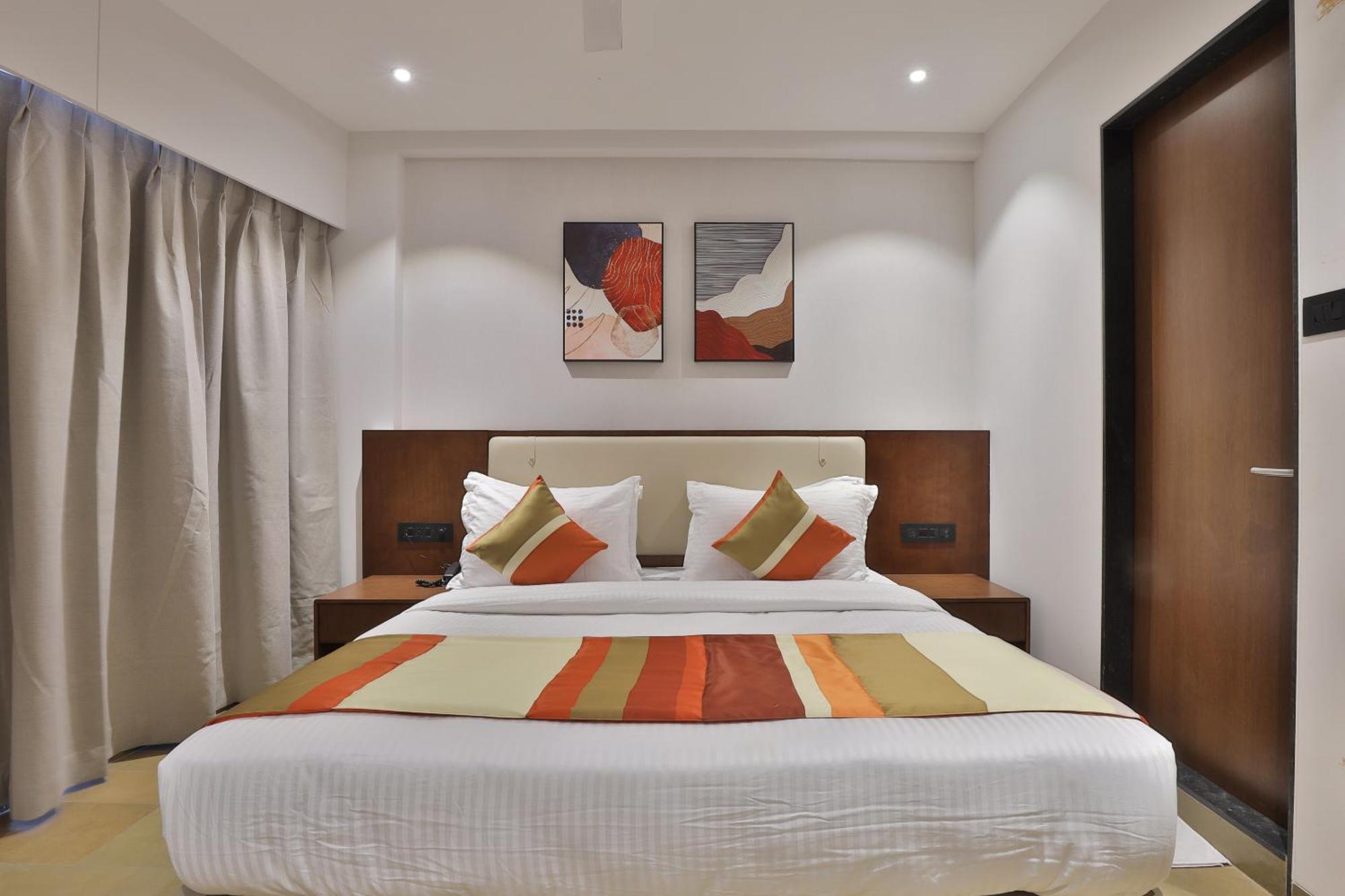 Hotel Elements Сурат Экстерьер фото