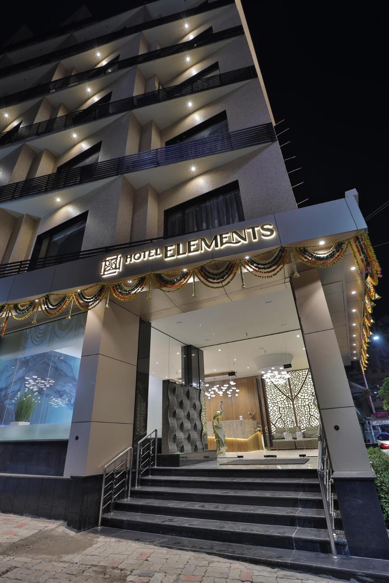 Hotel Elements Сурат Экстерьер фото